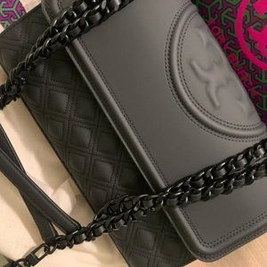 TORY BURCH FLEMING MATTE CONVERTIBLE SHOULDER BAG